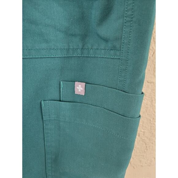 Figs Women's Technical Scrub Pants, Green, Drawstring, Many Pockets, Size Medium - Picture 4 of 11